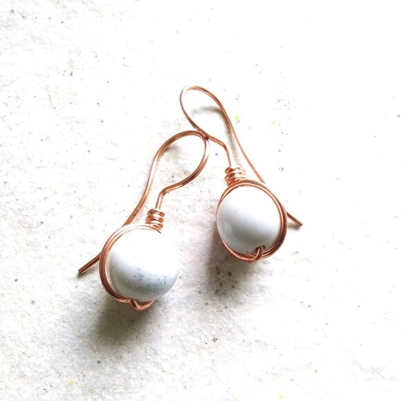 Tranquility! Calming Minimalist & Scrumptious Stone + Copper Dangle Earrings! - Picture 5 of 8